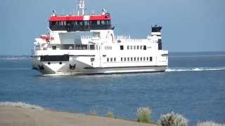 Veerboot Schiermonnikoog  Lauwersoog [upl. by Enilrad121]