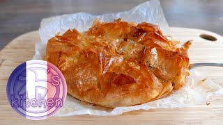 Tourtière aux Pommes à la pâte filo  Recette française  was Kitchen [upl. by Enahsed]