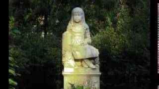 Little Gracie Watson Grave at Bonaventure Cemetery Savannah Georgia [upl. by Masera307]