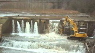 Chagrin Falls Ivex Dam demolitionwmv [upl. by Marilla422]